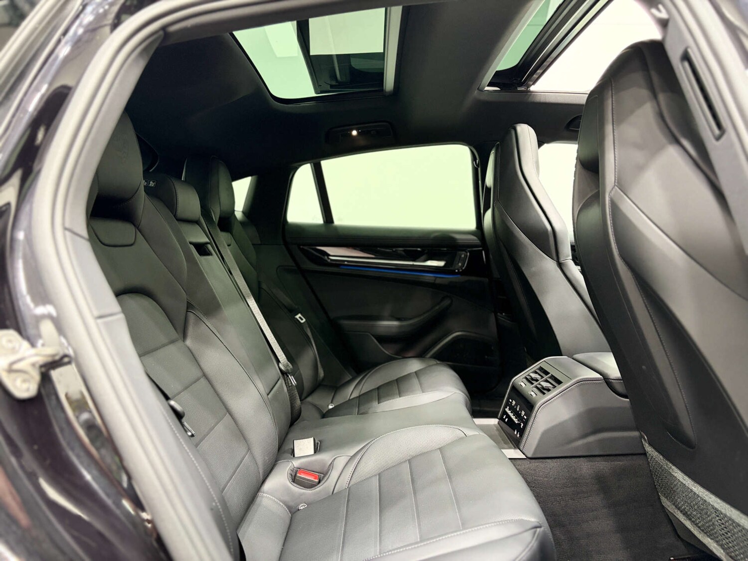 Used Porsche Panamera 2024 for sale - 76197231: Photo 21