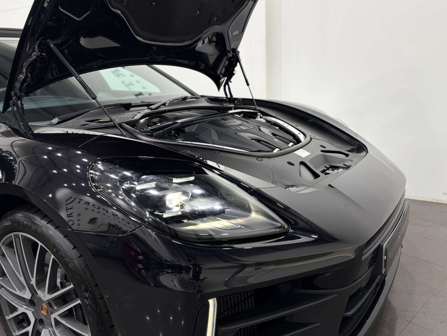 Used Porsche Panamera 2024 for sale - 76197231: Photo 31