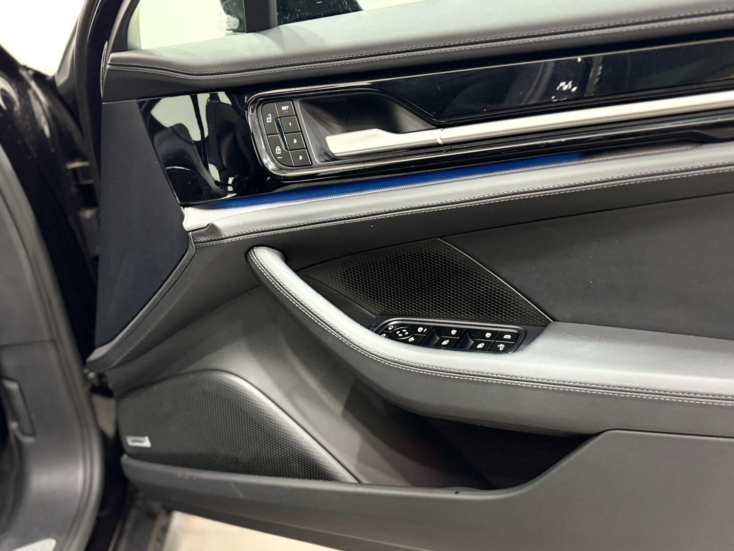 Used Porsche Panamera 2024 for sale - 76197231: Photo 37