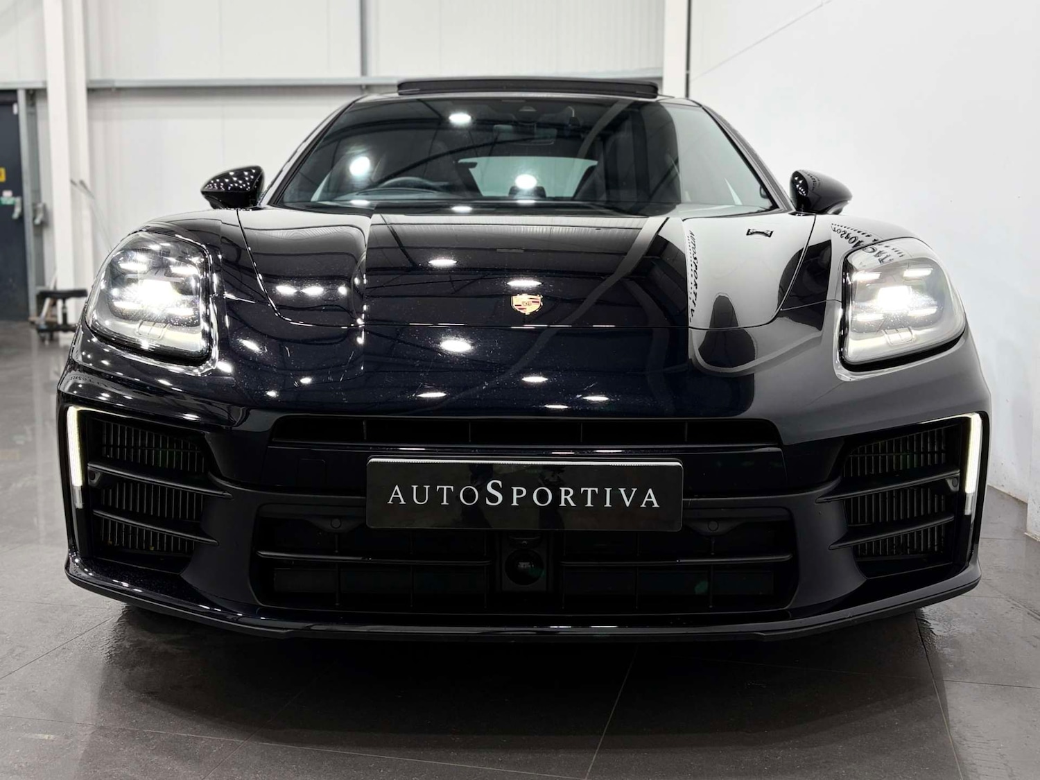 Used Porsche Panamera 2024 for sale - 76197231: Photo 8