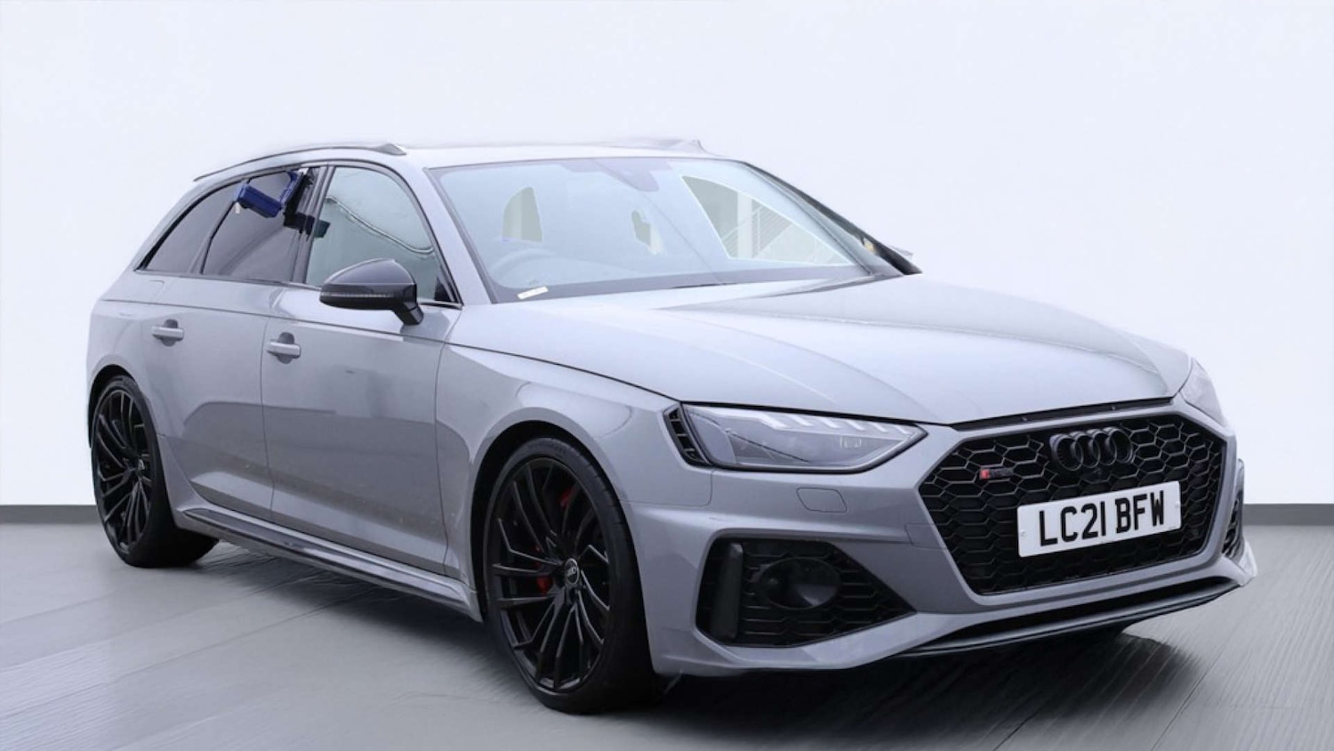Used Audi RS4 2021 for sale - 76556017: Photo 1