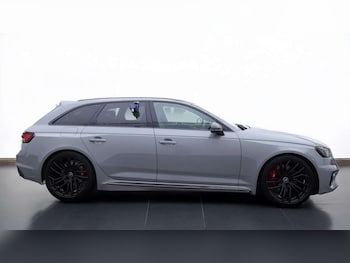 Used Audi RS4 2021 for sale - 76556017: Photo