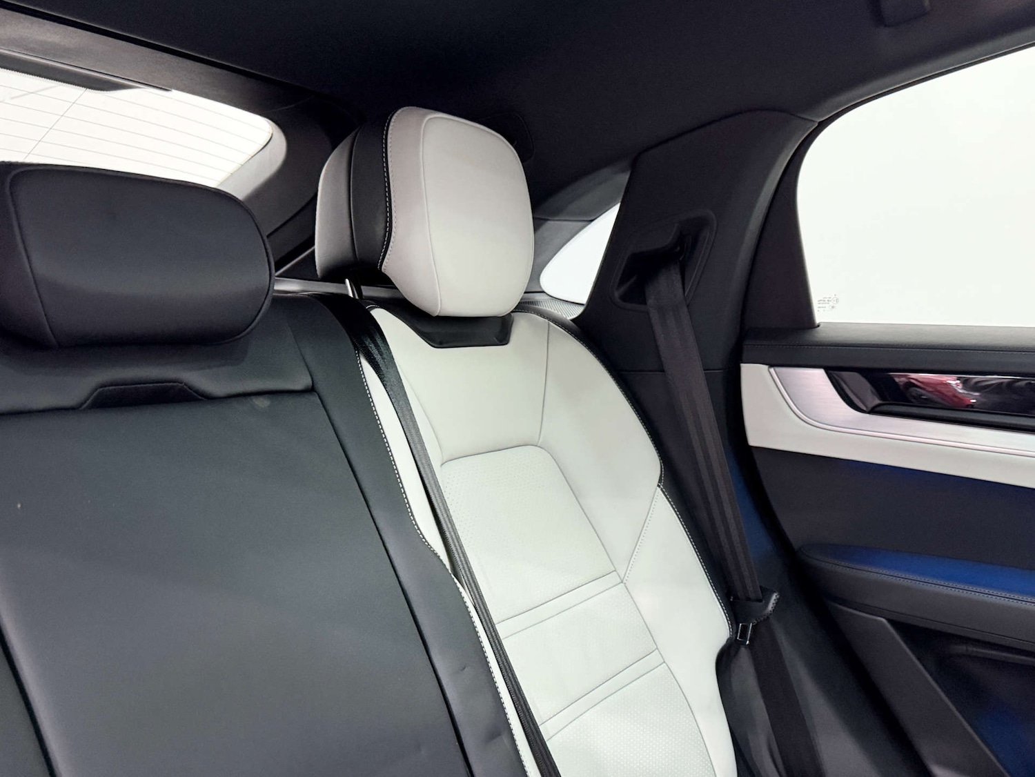 Used Porsche Cayenne 2023 for sale - 77833923: Photo 18