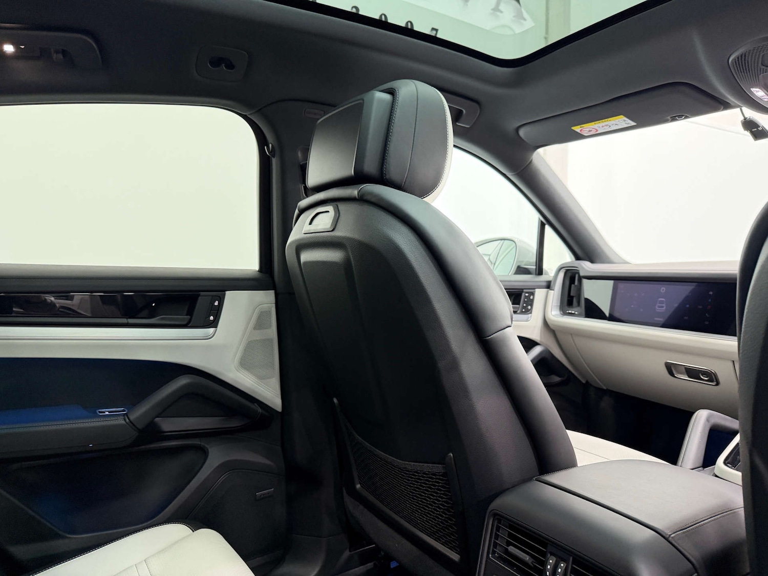 Used Porsche Cayenne 2023 for sale - 77833923: Photo 21