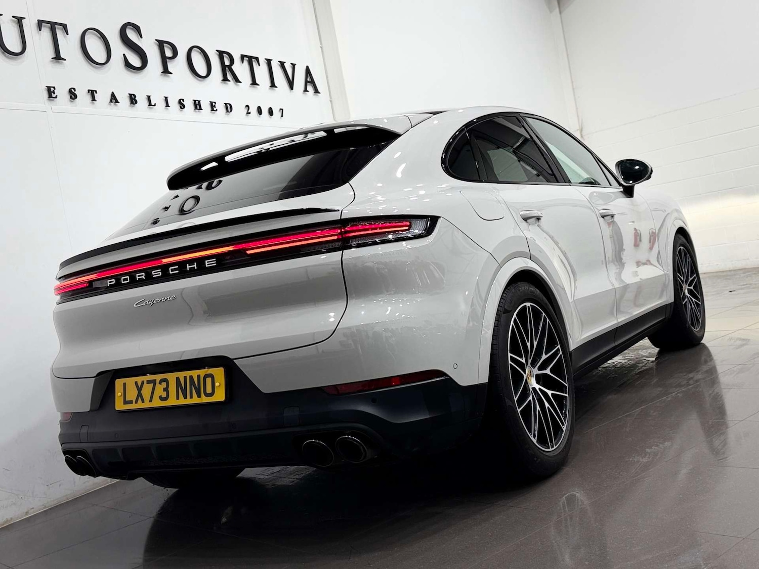 Used Porsche Cayenne 2023 for sale - 77833923: Photo 32