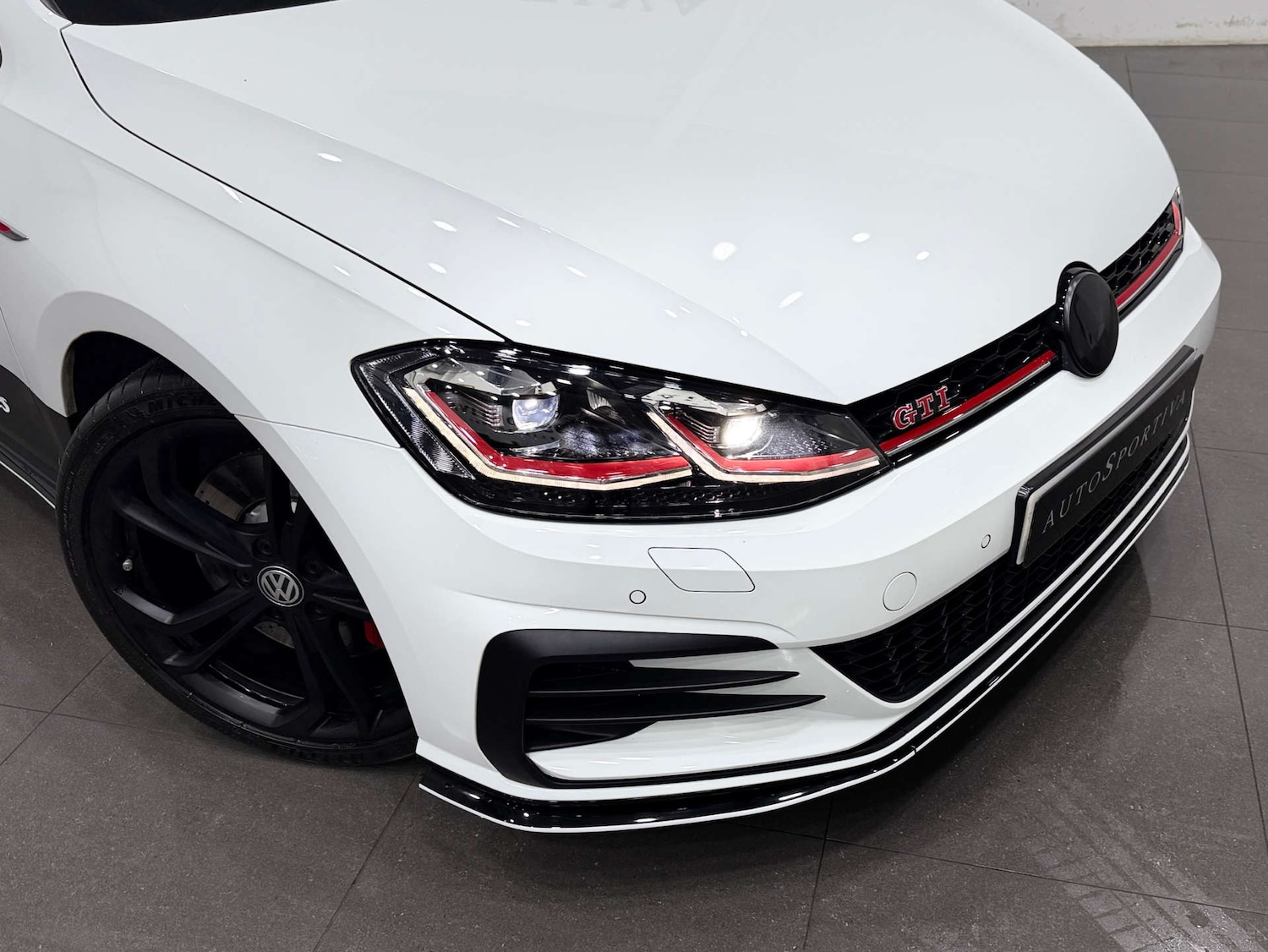 Used Volkswagen Golf 2019 for sale - 77227796: Photo 37