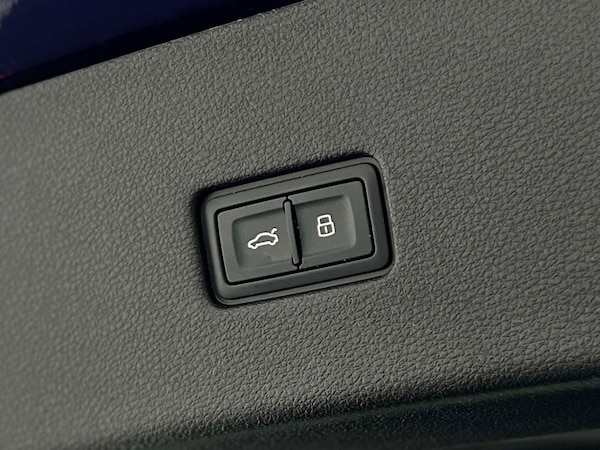 Used Audi Q8 2022 for sale - 75427318: Photo 29
