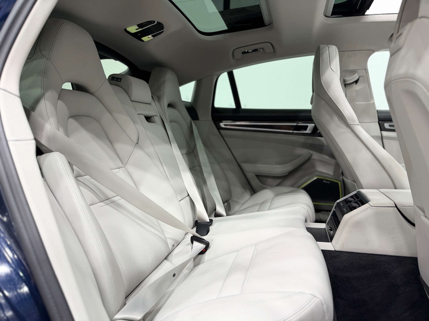 Used Porsche Panamera 2023 for sale - 77833933: Photo 19