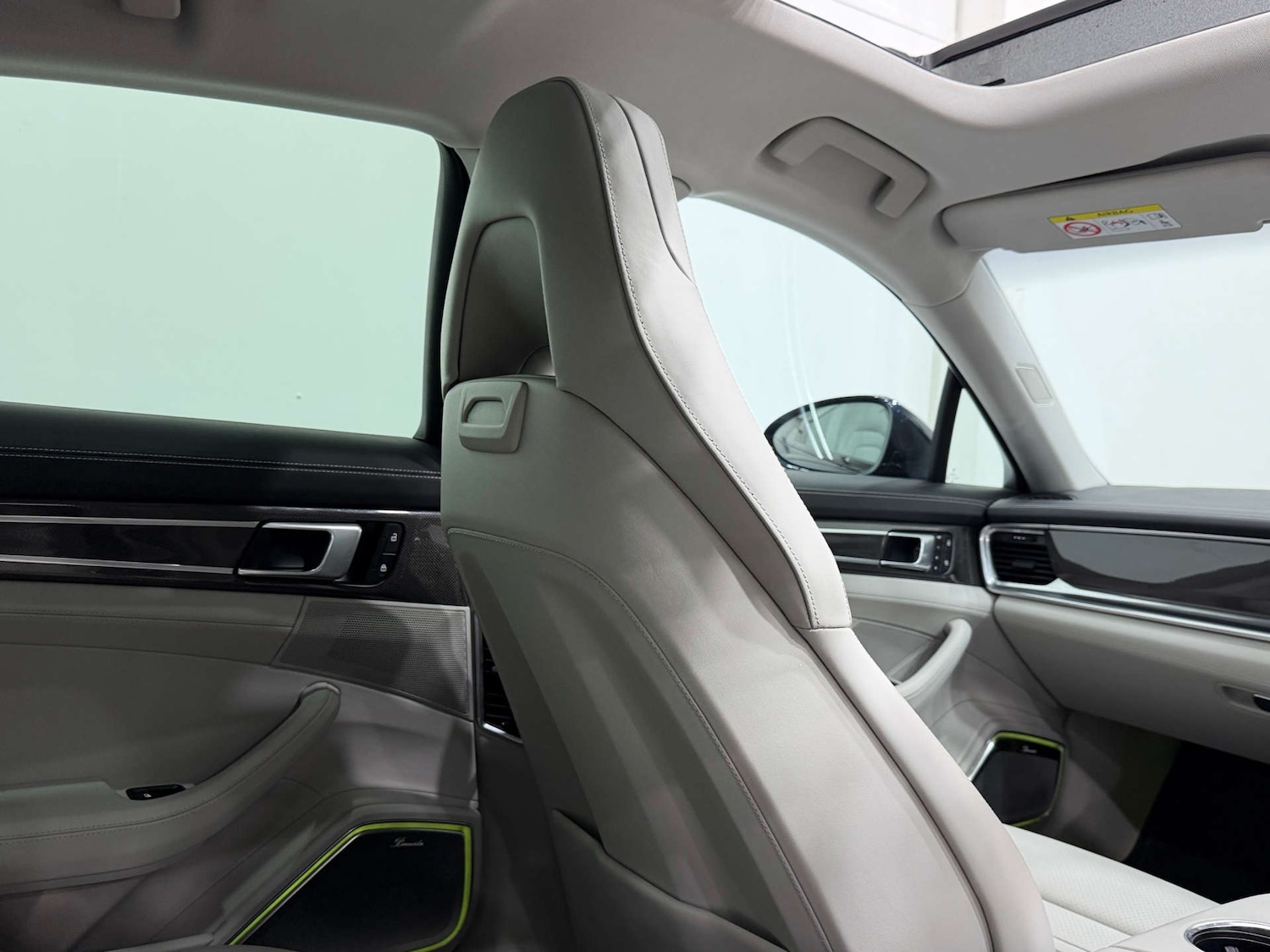 Used Porsche Panamera 2023 for sale - 77833933: Photo 22