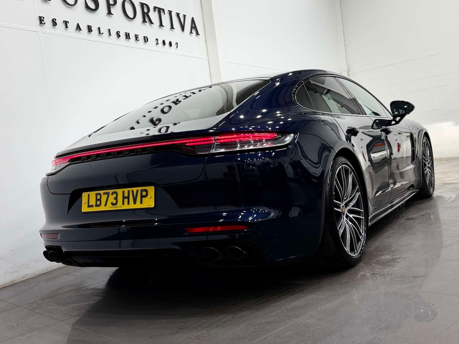 Used Porsche Panamera 2023 for sale - 77833933: Photo 33