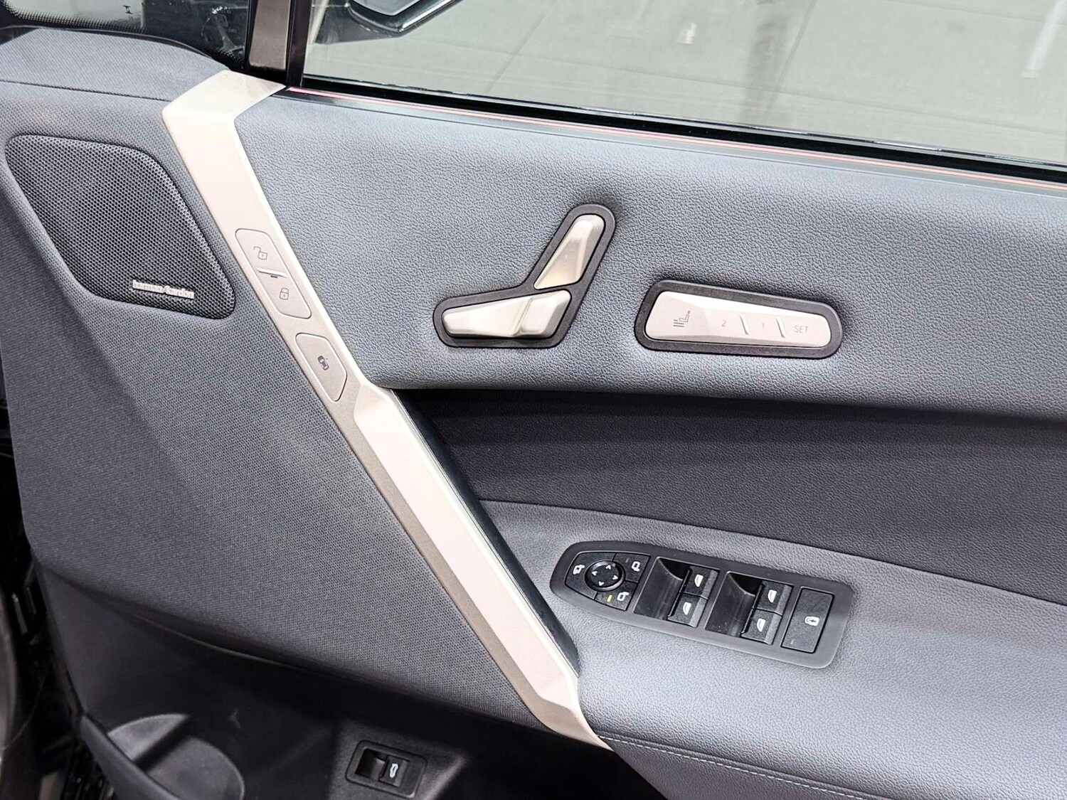 Used BMW iX 2023 for sale - 76414884: Photo 42