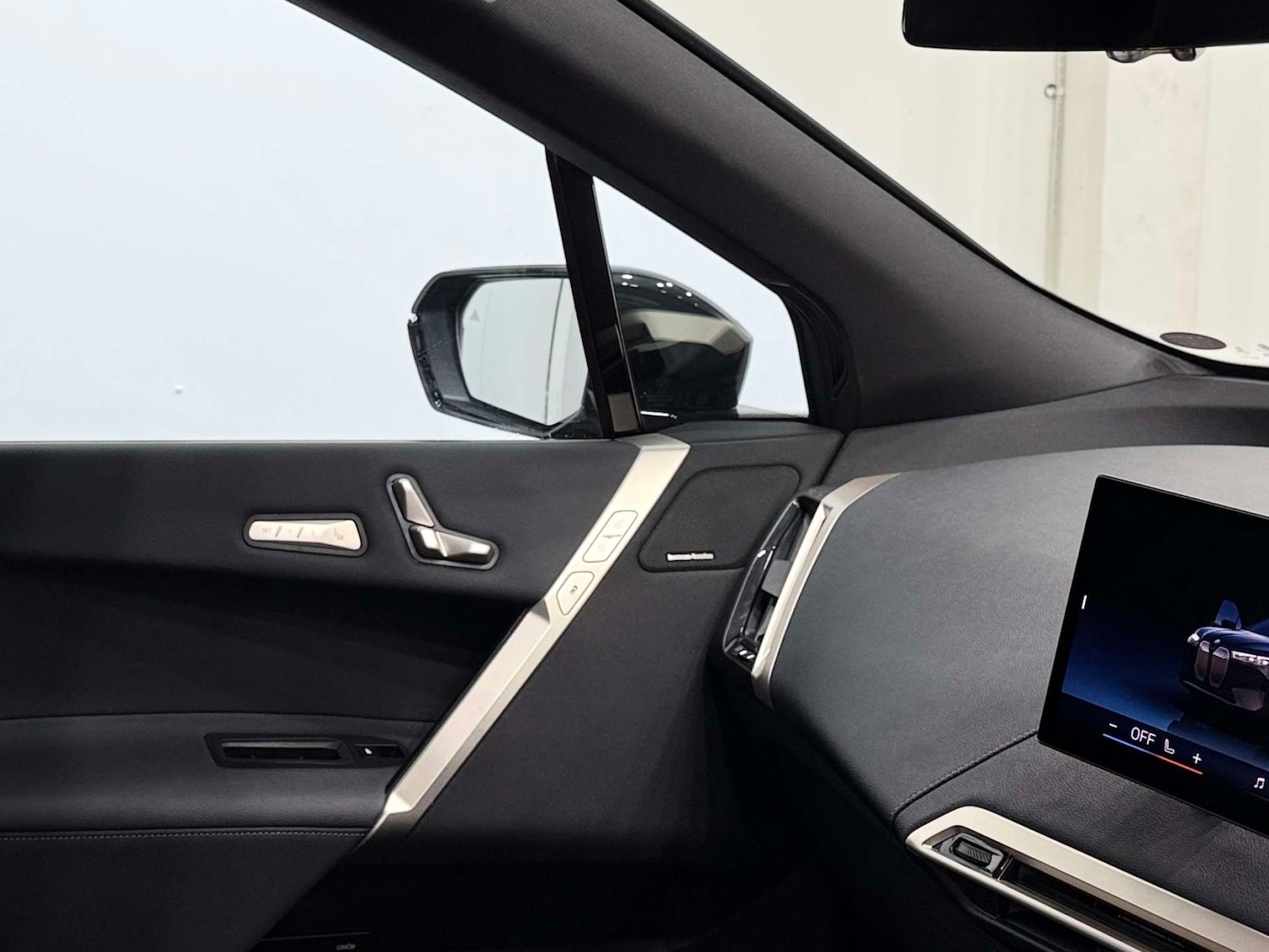 Used BMW iX 2023 for sale - 76414884: Photo 44