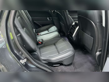 Used Land Rover Range Rover Sport 2020 for sale - 76462101: Photo