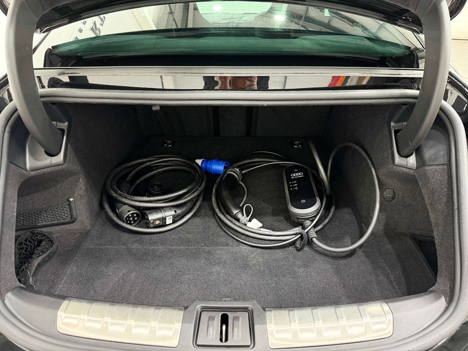 Used Audi RS e-tron GT 2023 for sale - 77833892: Photo 30