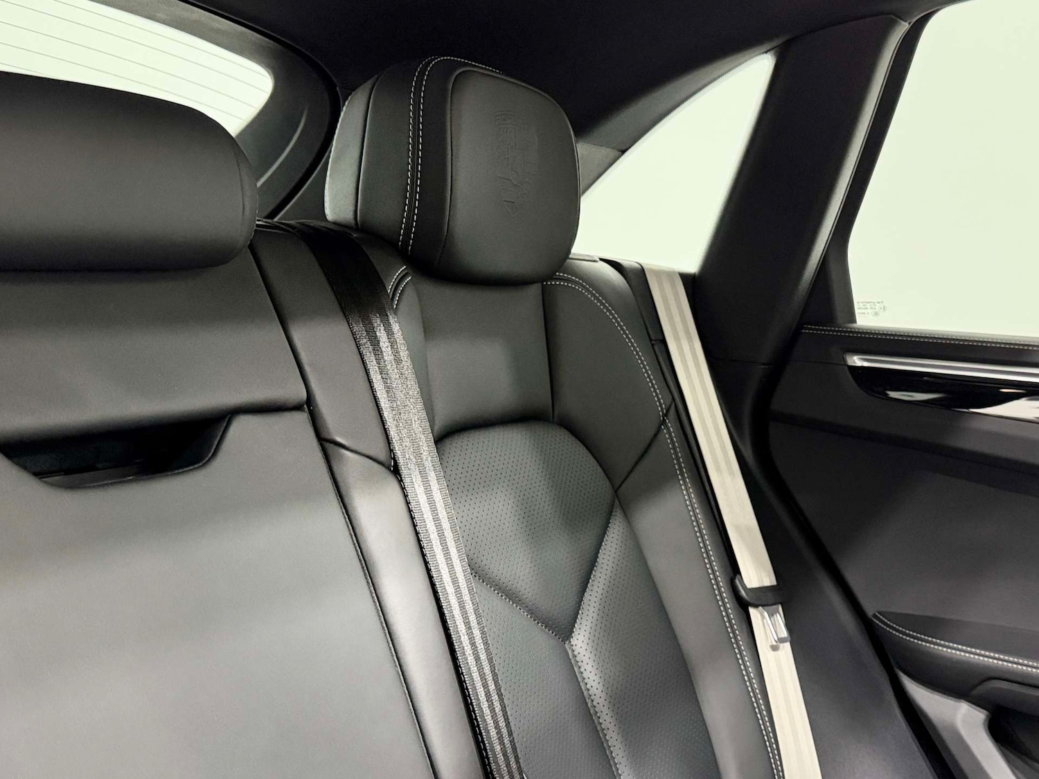 Used Porsche Macan 2023 for sale - 77833854: Photo 17