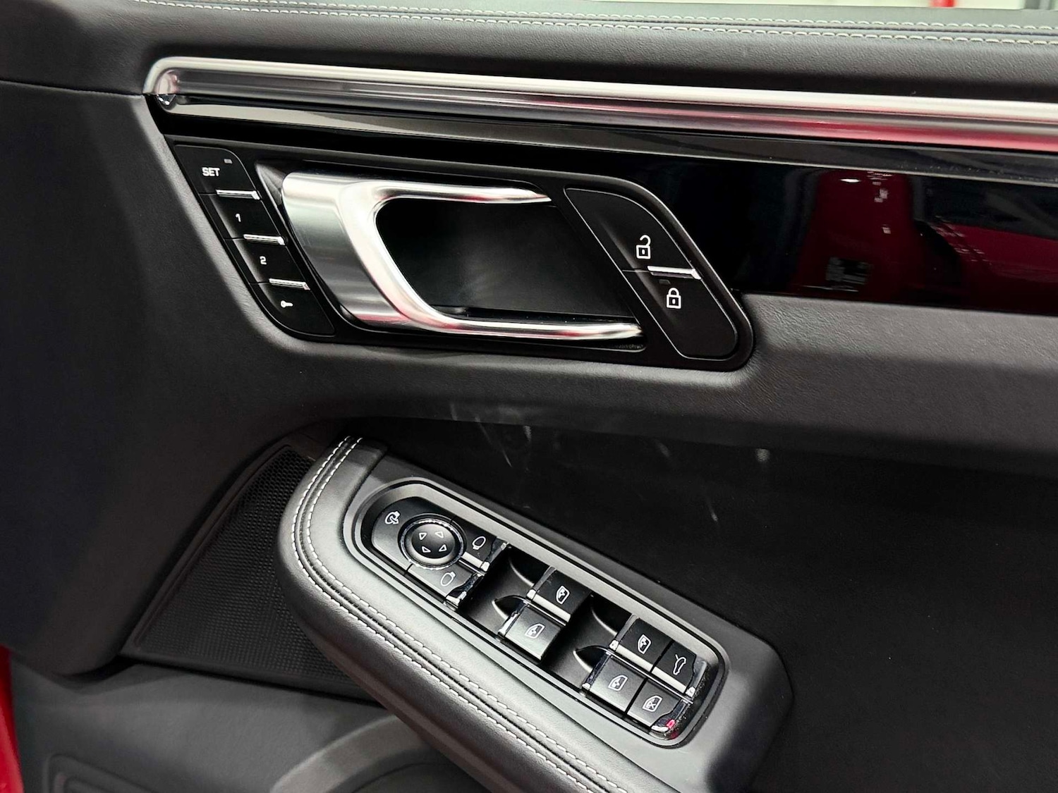 Used Porsche Macan 2023 for sale - 77833854: Photo 41