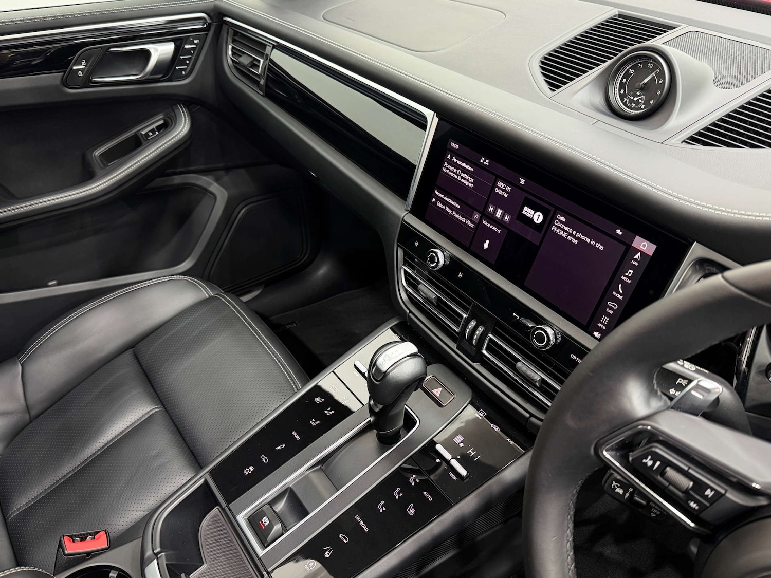 Used Porsche Macan 2023 for sale - 77833854: Photo 46