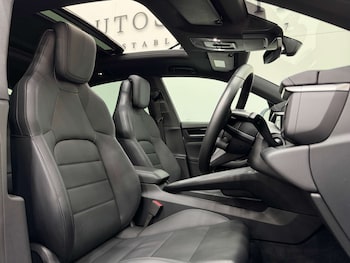 Used Porsche Macan 2024 for sale - 79527426: Photo