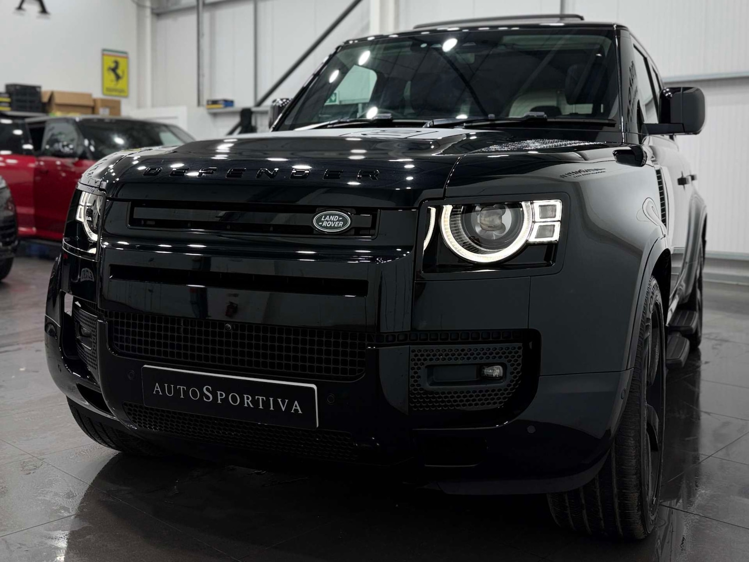 Used Land Rover Defender 2022 for sale - 77833917: Photo 12