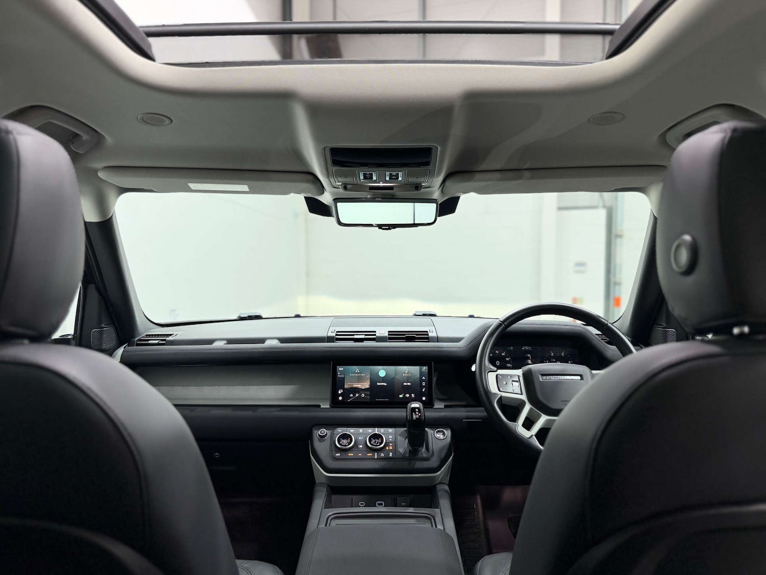 Used Land Rover Defender 2022 for sale - 77833917: Photo 21