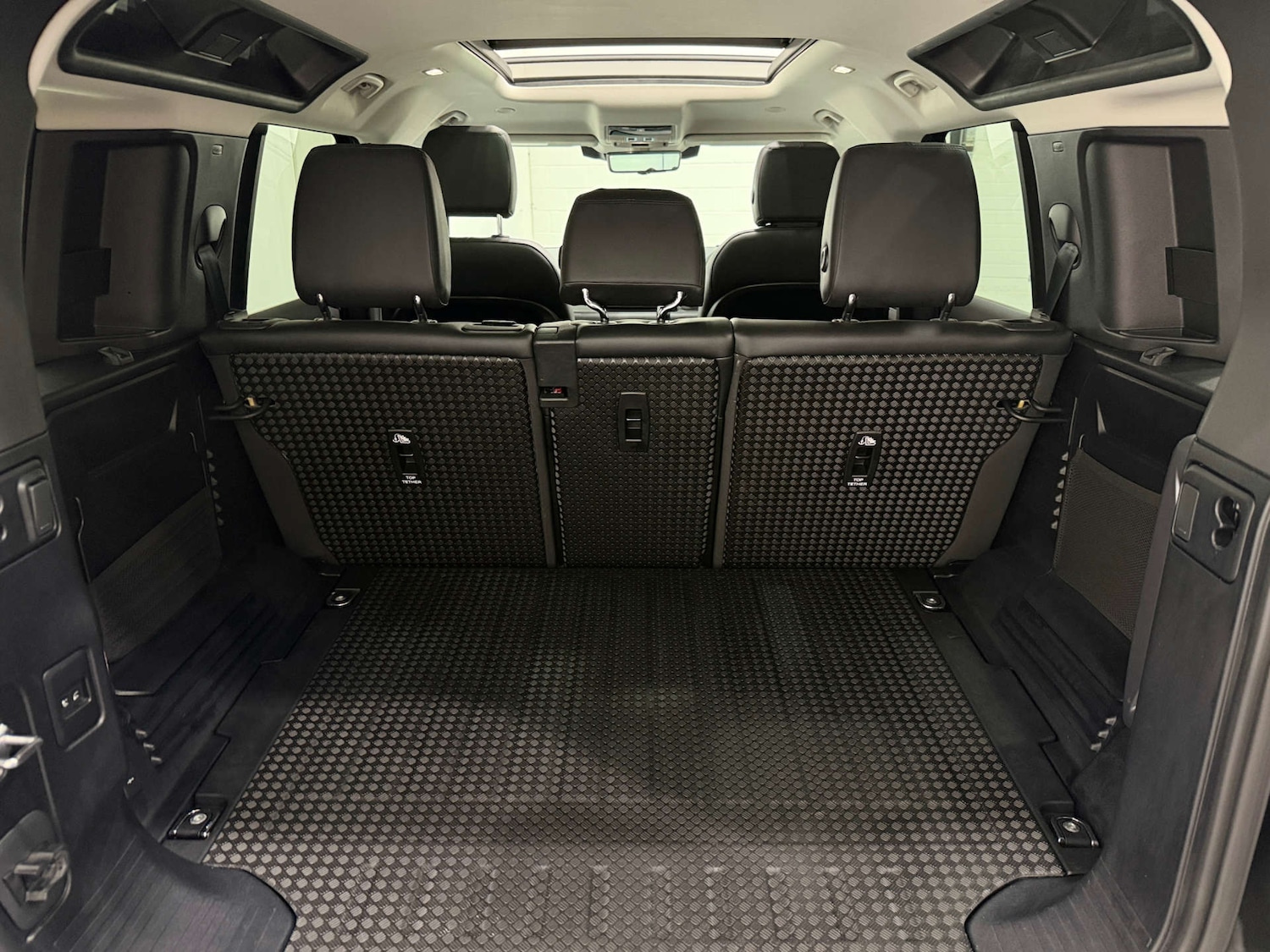 Used Land Rover Defender 2022 for sale - 77833917: Photo 30