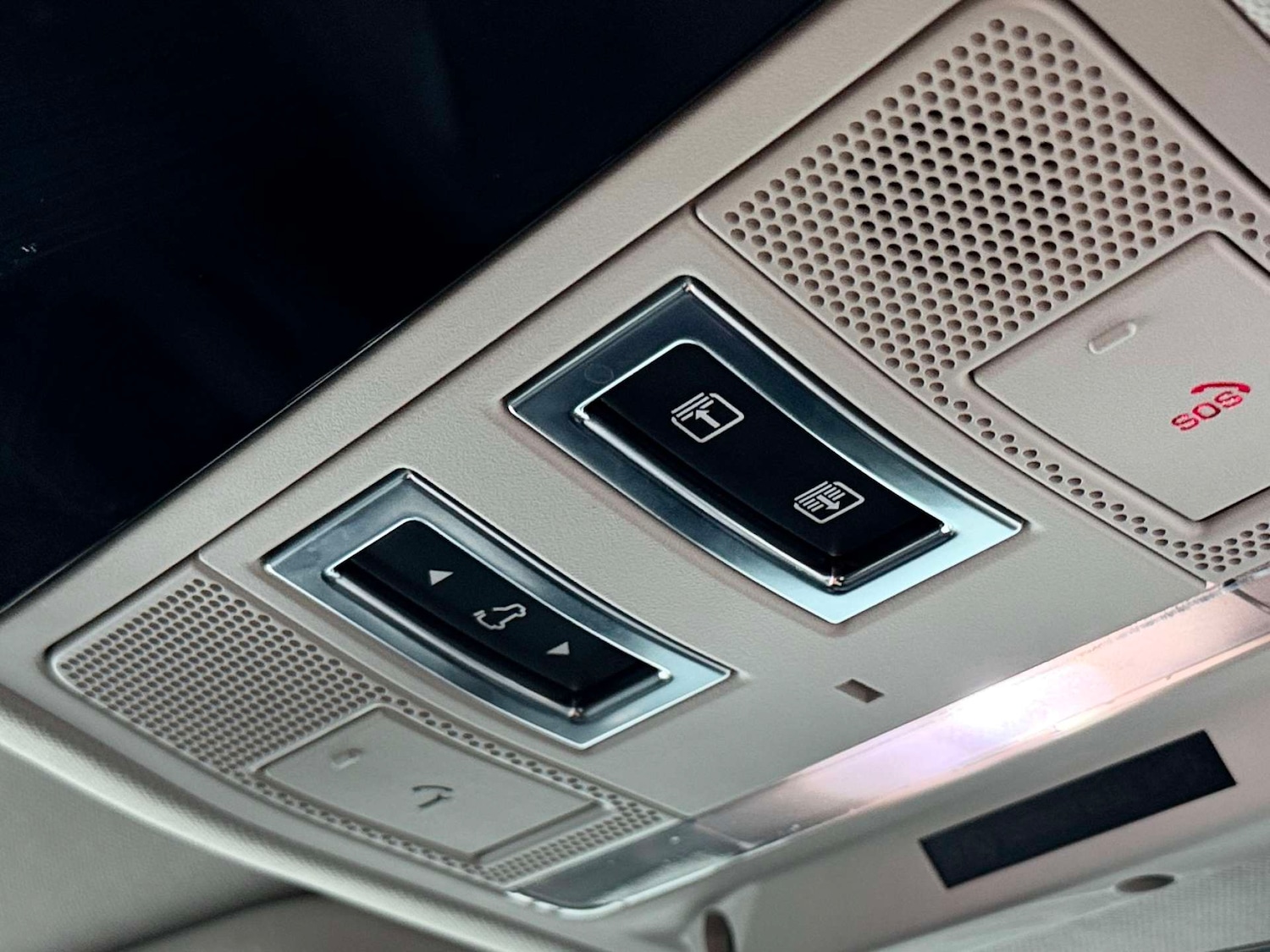 Used Land Rover Defender 2022 for sale - 77833917: Photo 42