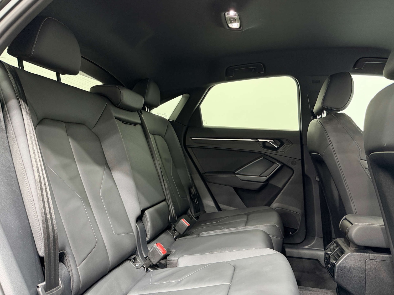 Used Audi Q3 2023 for sale - 77618897: Photo 16