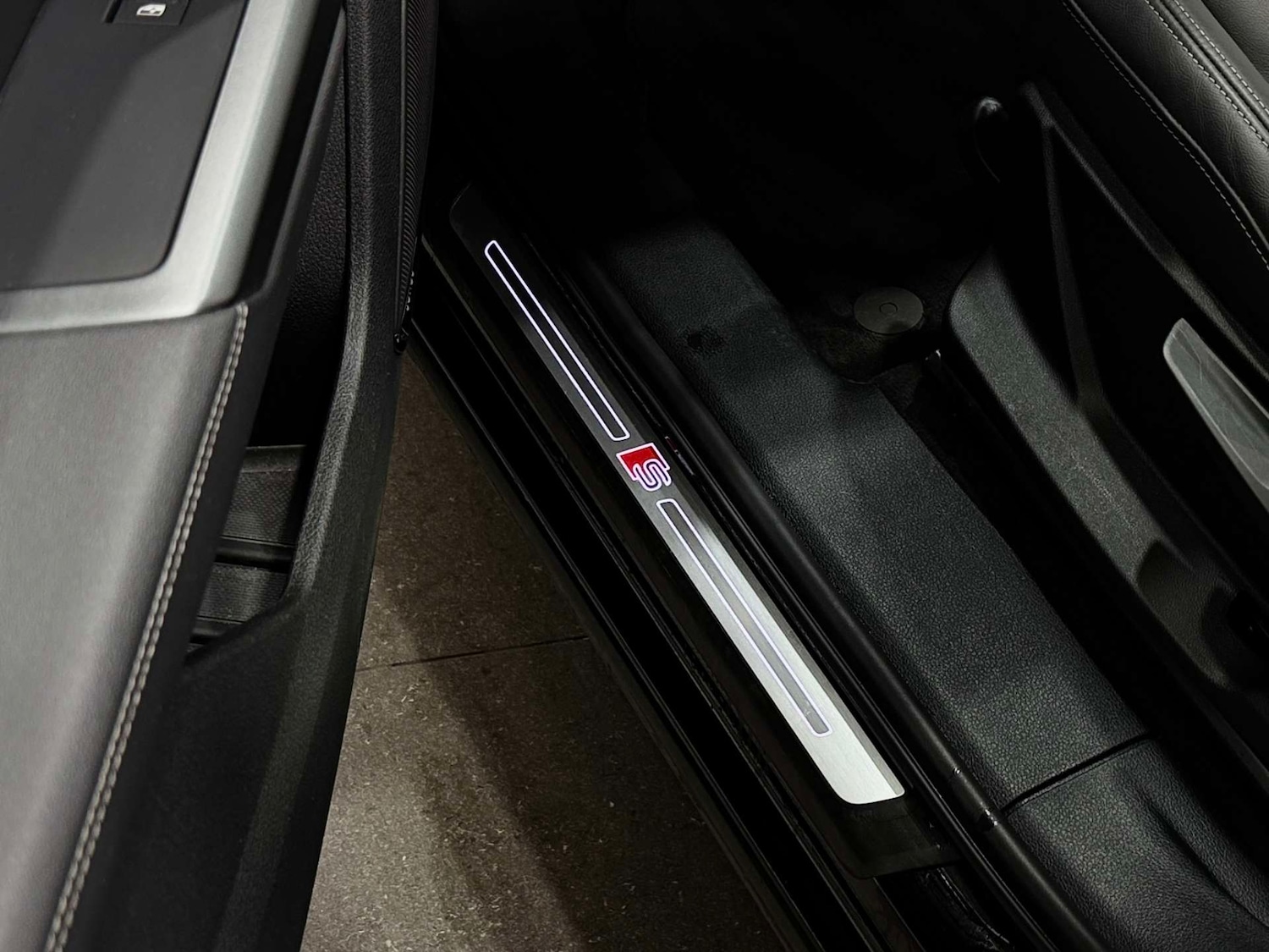 Used Audi Q3 2023 for sale - 77618897: Photo 35