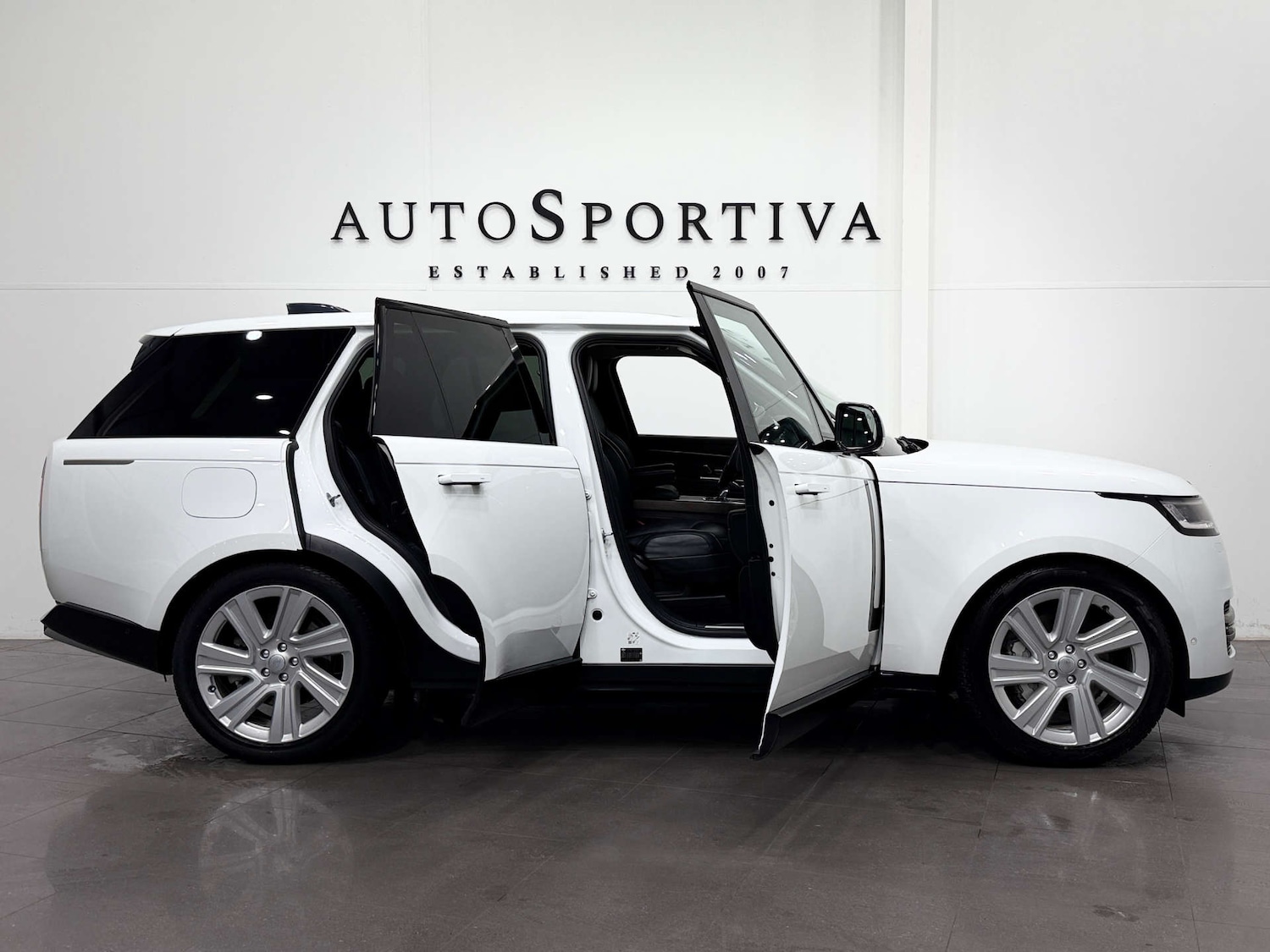 Used Land Rover Range Rover 2023 for sale - 76830082: Photo 15