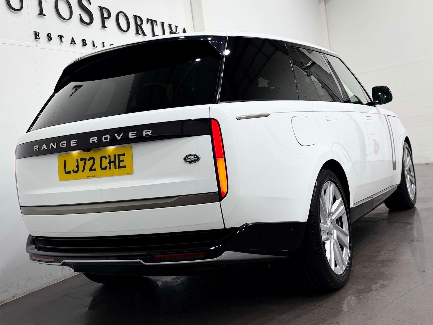 Used Land Rover Range Rover 2023 for sale - 76830082: Photo 29