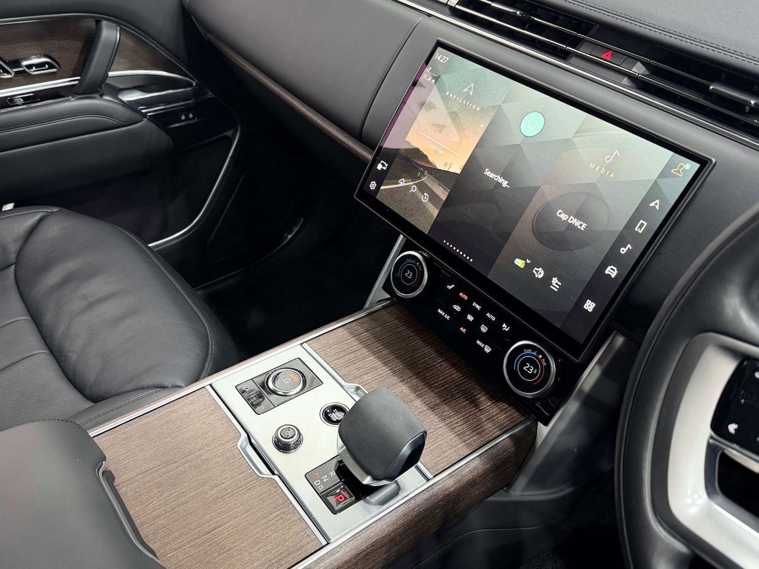 Used Land Rover Range Rover 2023 for sale - 76830082: Photo 47