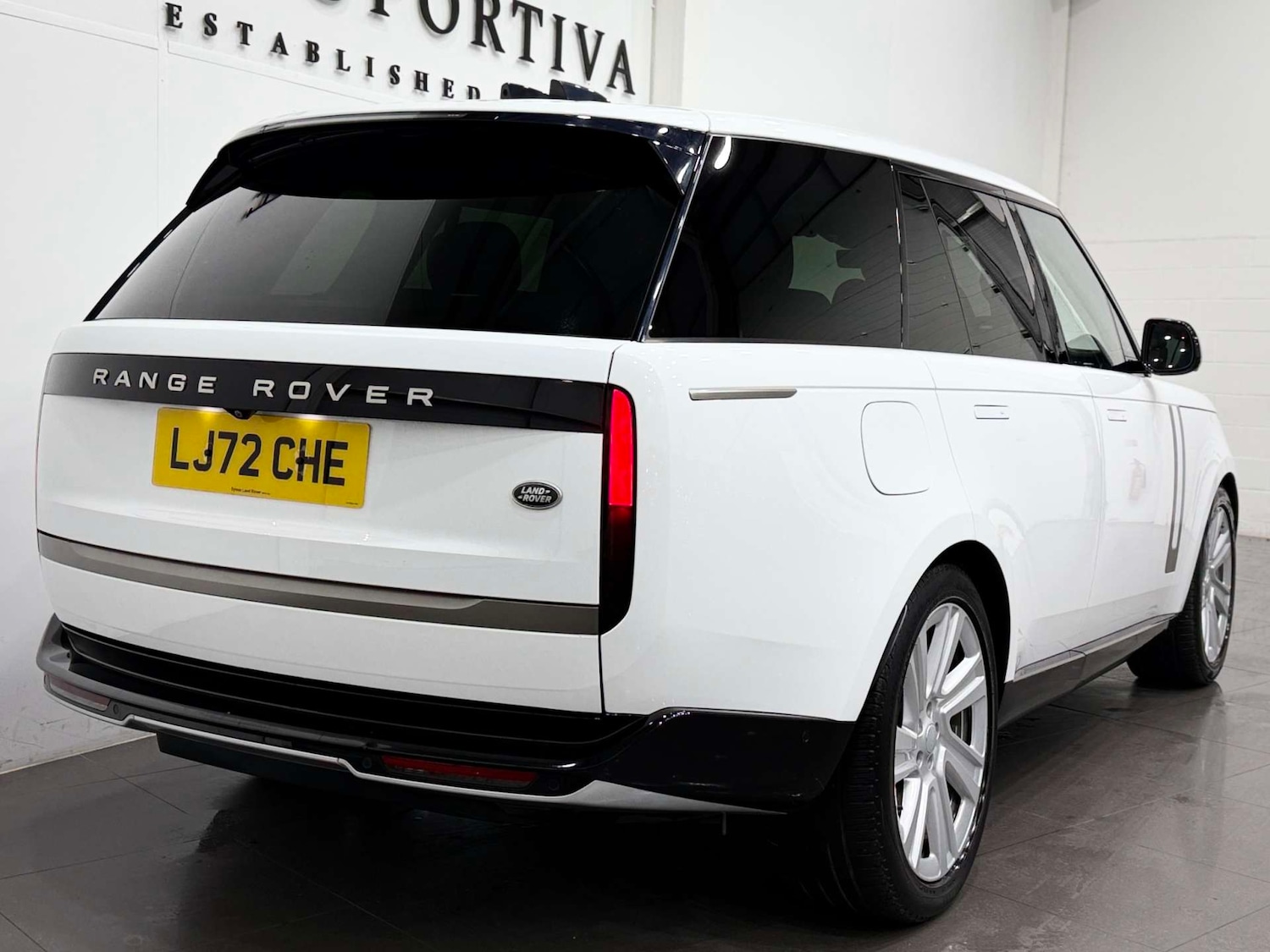 Used Land Rover Range Rover 2023 for sale - 76830082: Photo 6