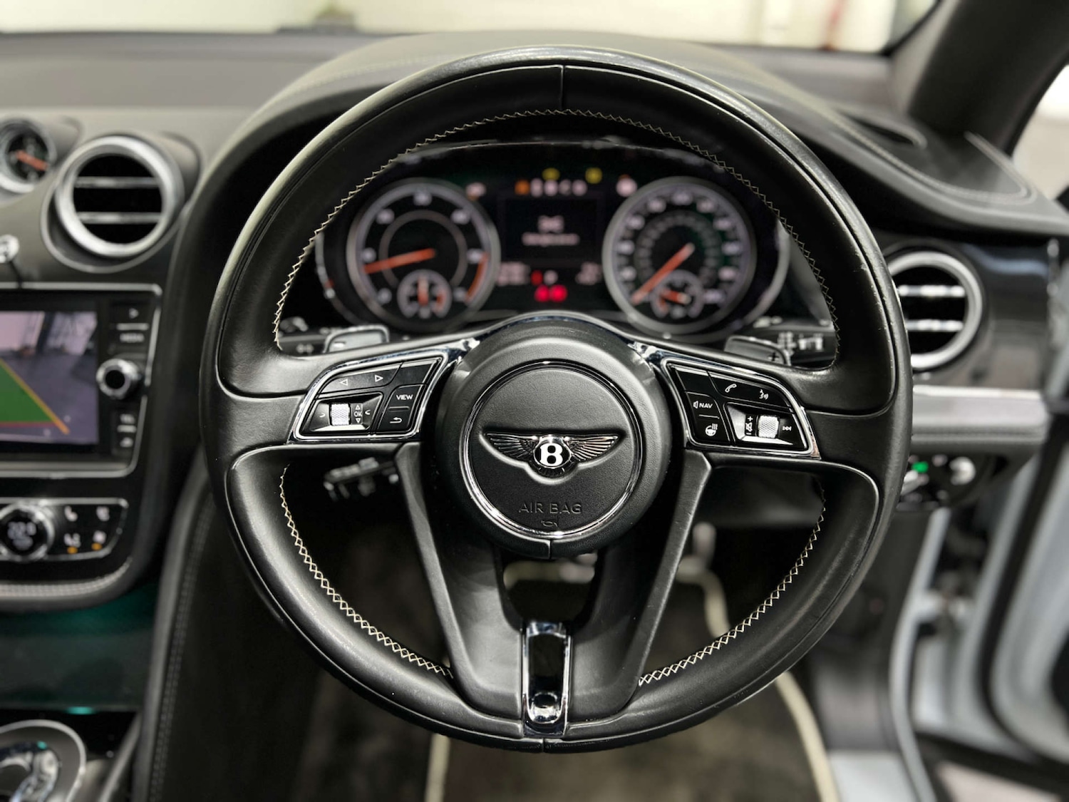 Used Bentley Bentayga 2017 for sale - 77403462: Photo 22