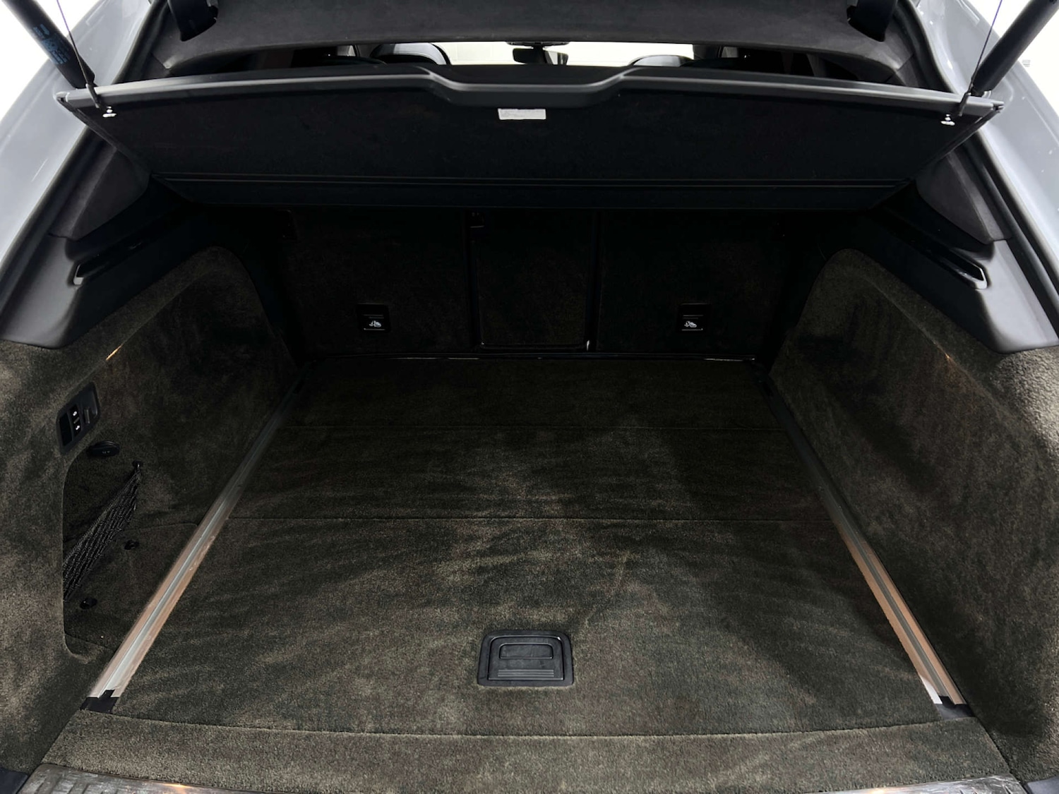 Used Bentley Bentayga 2017 for sale - 77403462: Photo 29