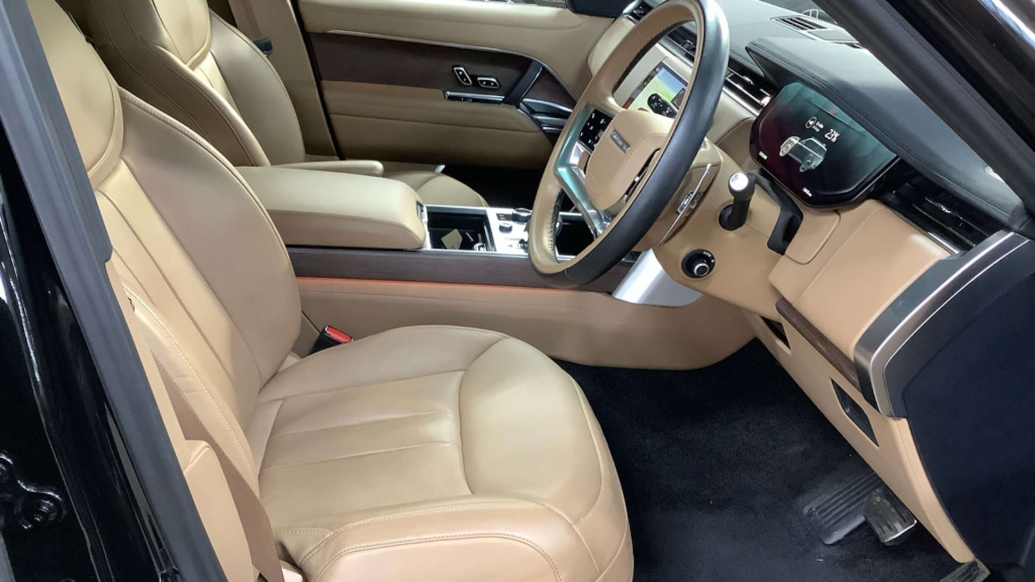 Used Land Rover Range Rover 2023 for sale - 78031083: Photo 2