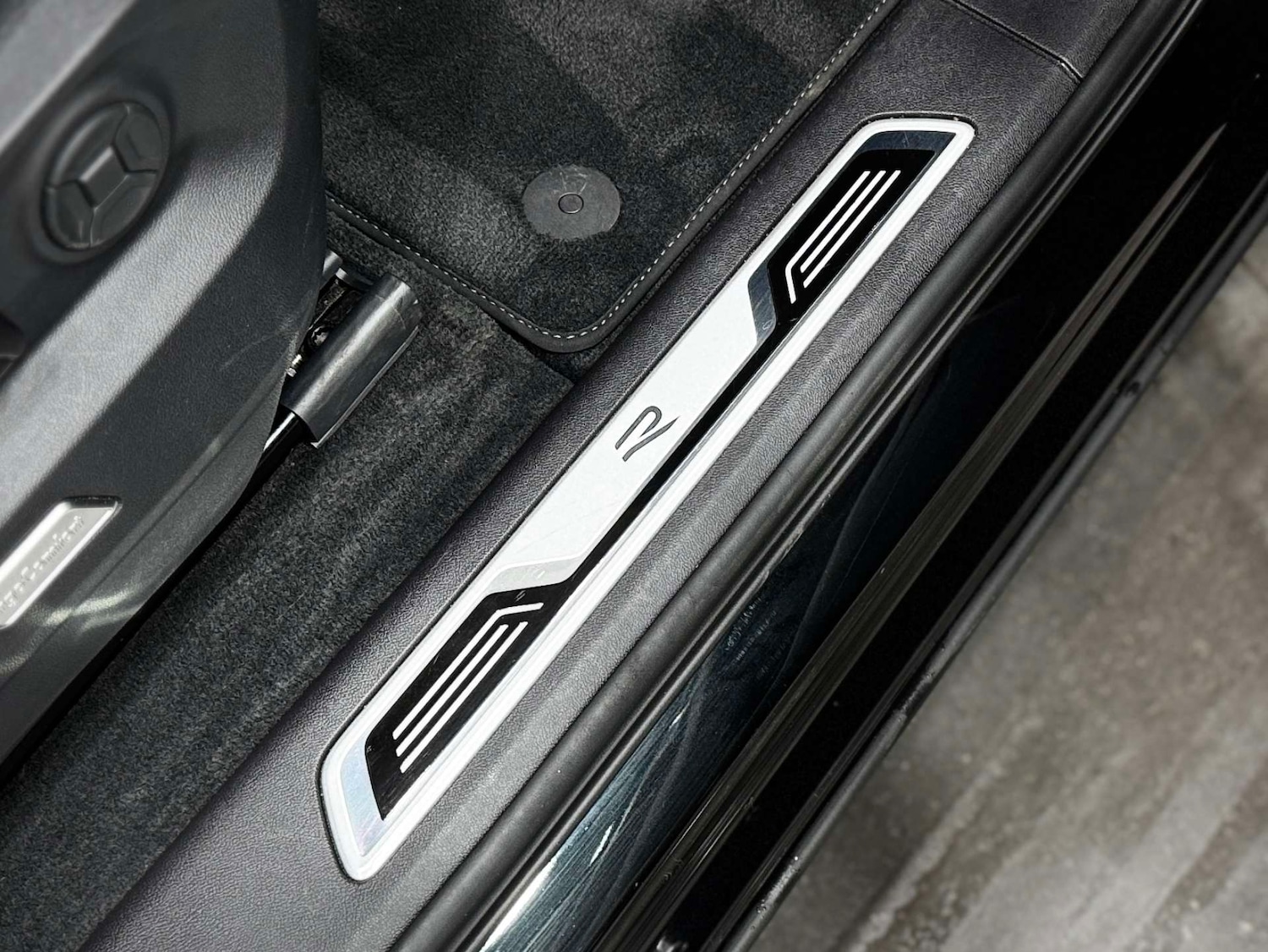 Used Volkswagen Touareg 2023 for sale - 76265242: Photo 35