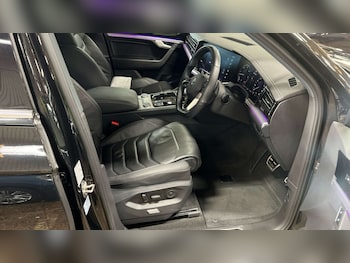Used Volkswagen Touareg 2023 for sale - 76265242: Photo 3
