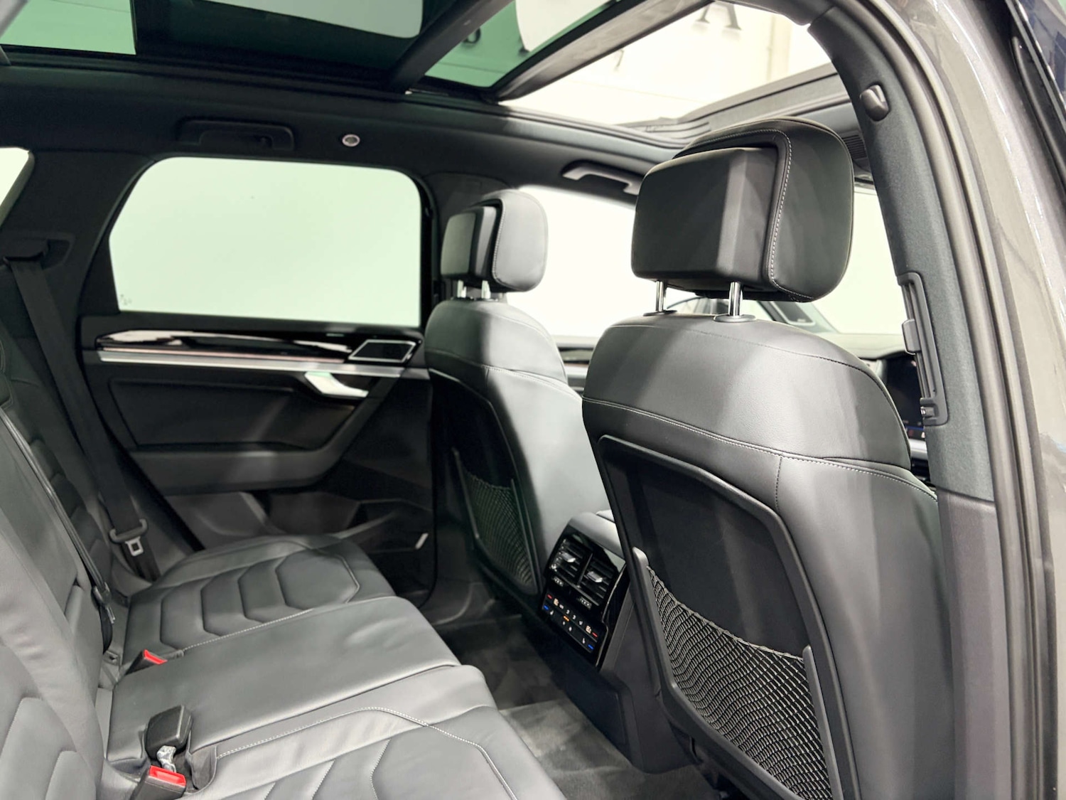 Used Volkswagen Touareg 2021 for sale - 76255860: Photo 22