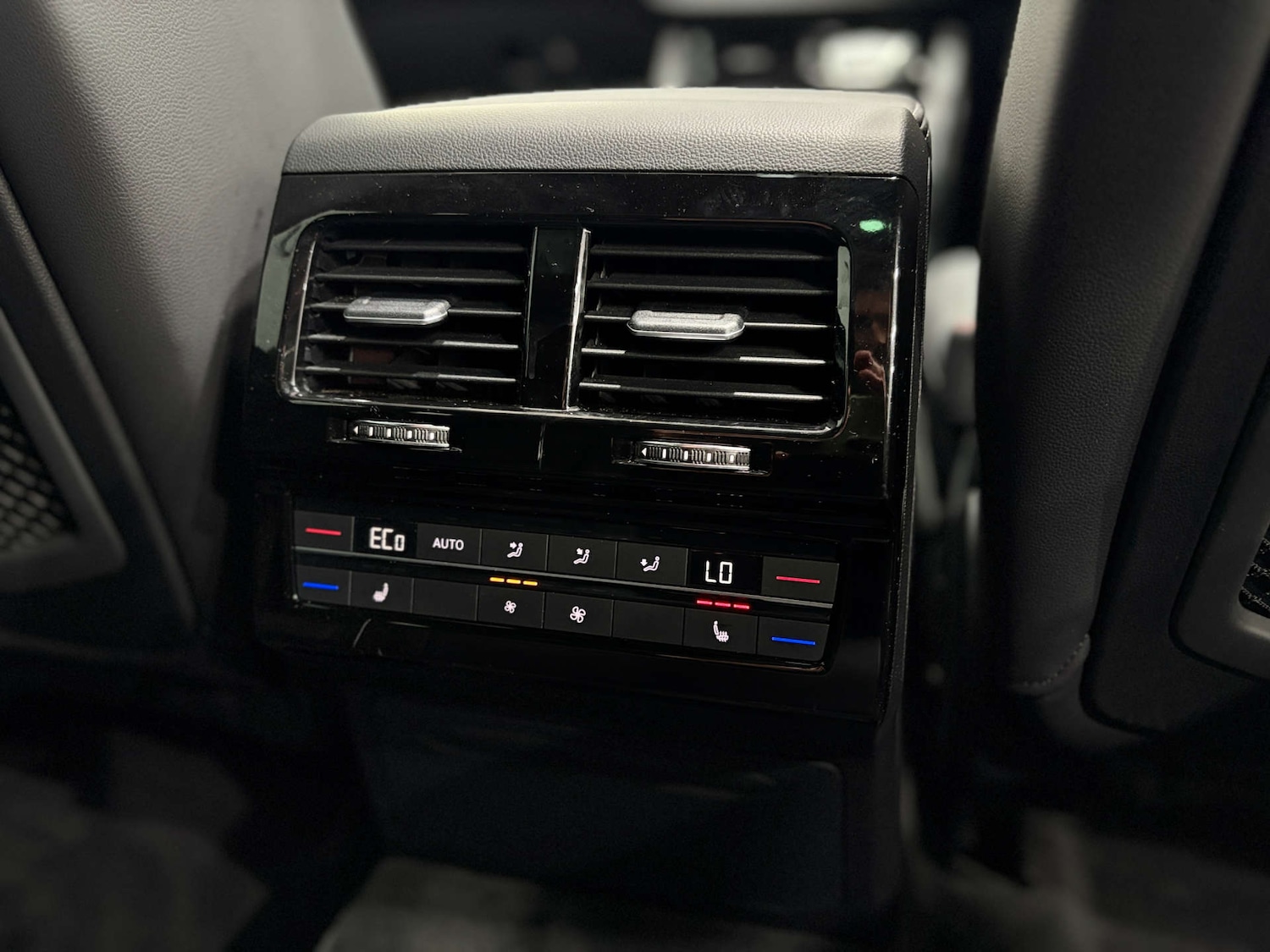 Used Volkswagen Touareg 2021 for sale - 76255860: Photo 23