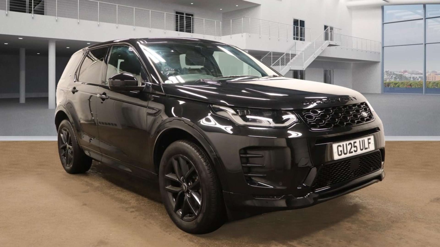 Used Land Rover Discovery Sport 2025 for sale - 76694816: Photo 1
