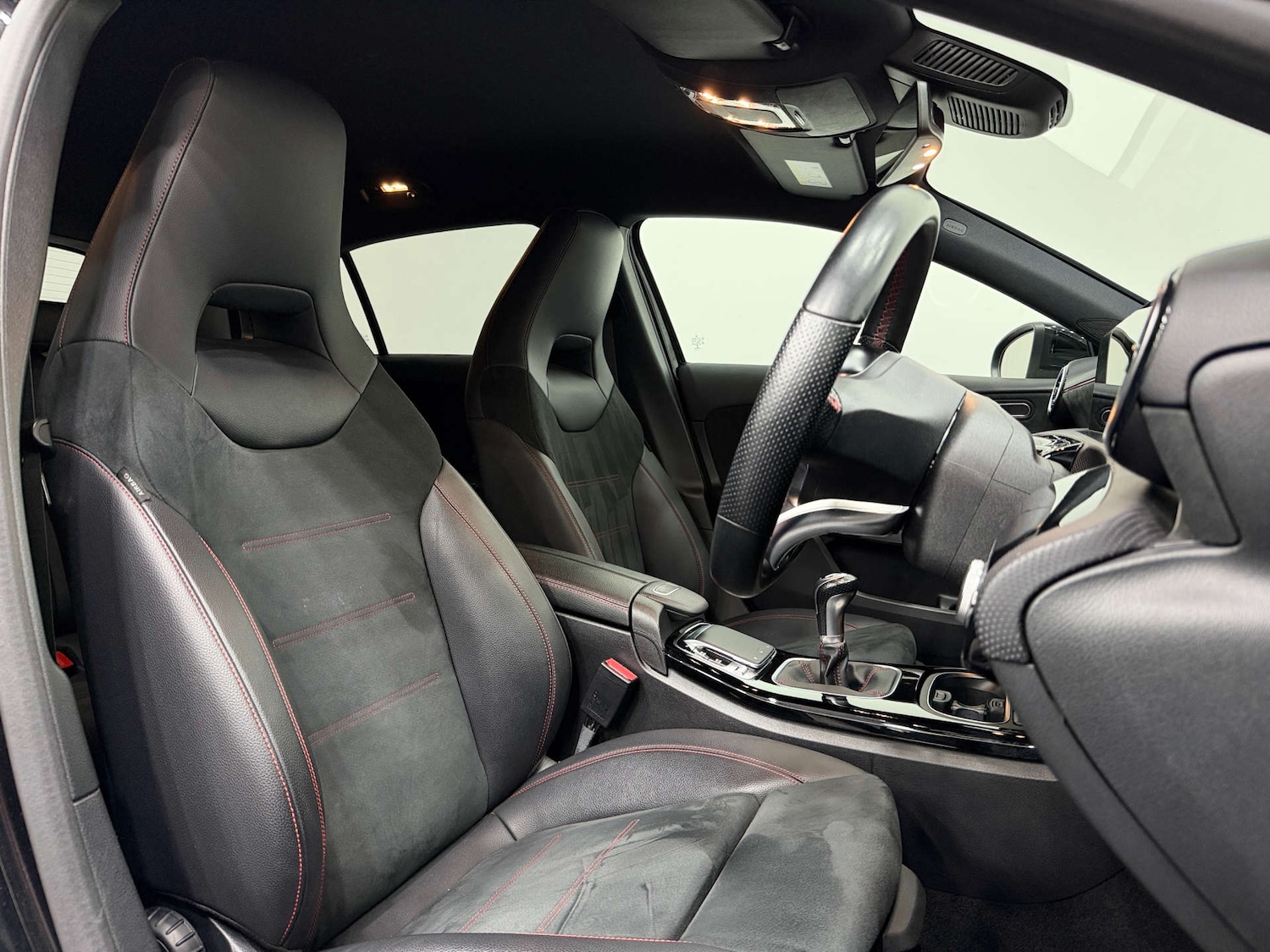 Used Mercedes-Benz A-Class 2018 for sale - 77249262: Photo 2