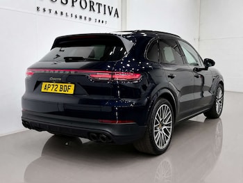 Used Porsche Cayenne 2023 for sale - 79448082: Photo