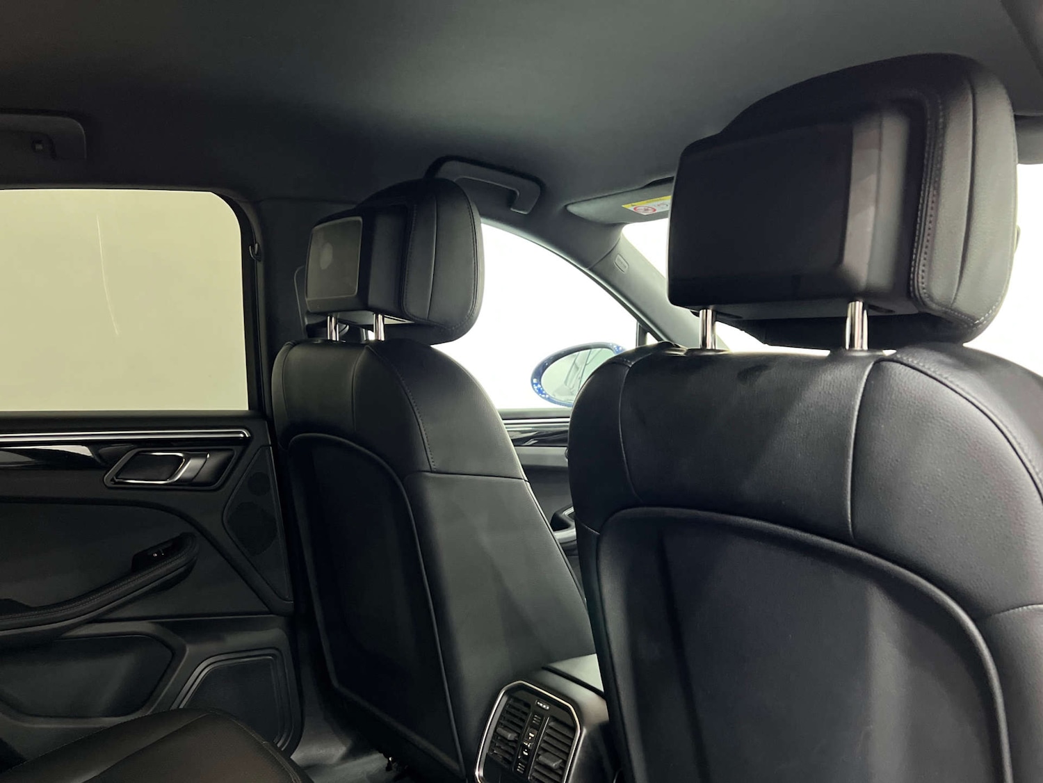 Used Porsche Macan 2022 for sale - 76277630: Photo 17