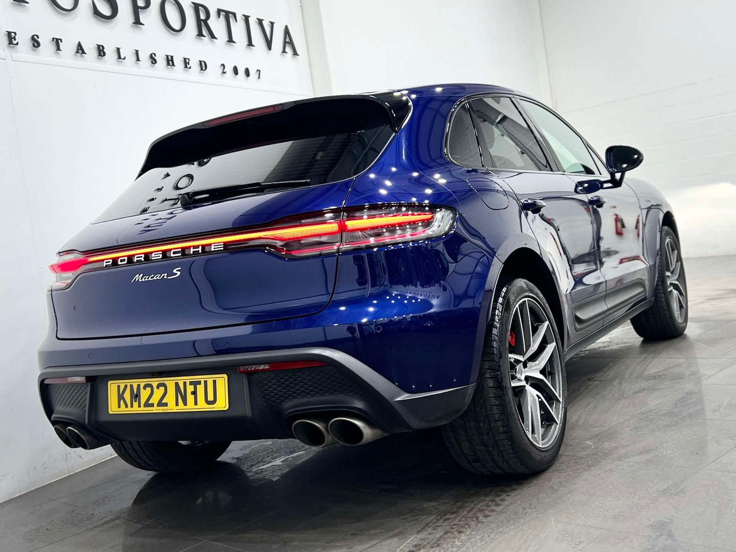Used Porsche Macan 2022 for sale - 76277630: Photo 25