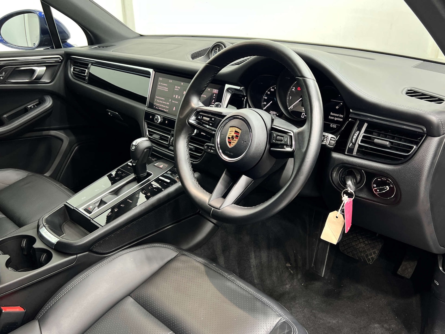 Used Porsche Macan 2022 for sale - 76277630: Photo 37