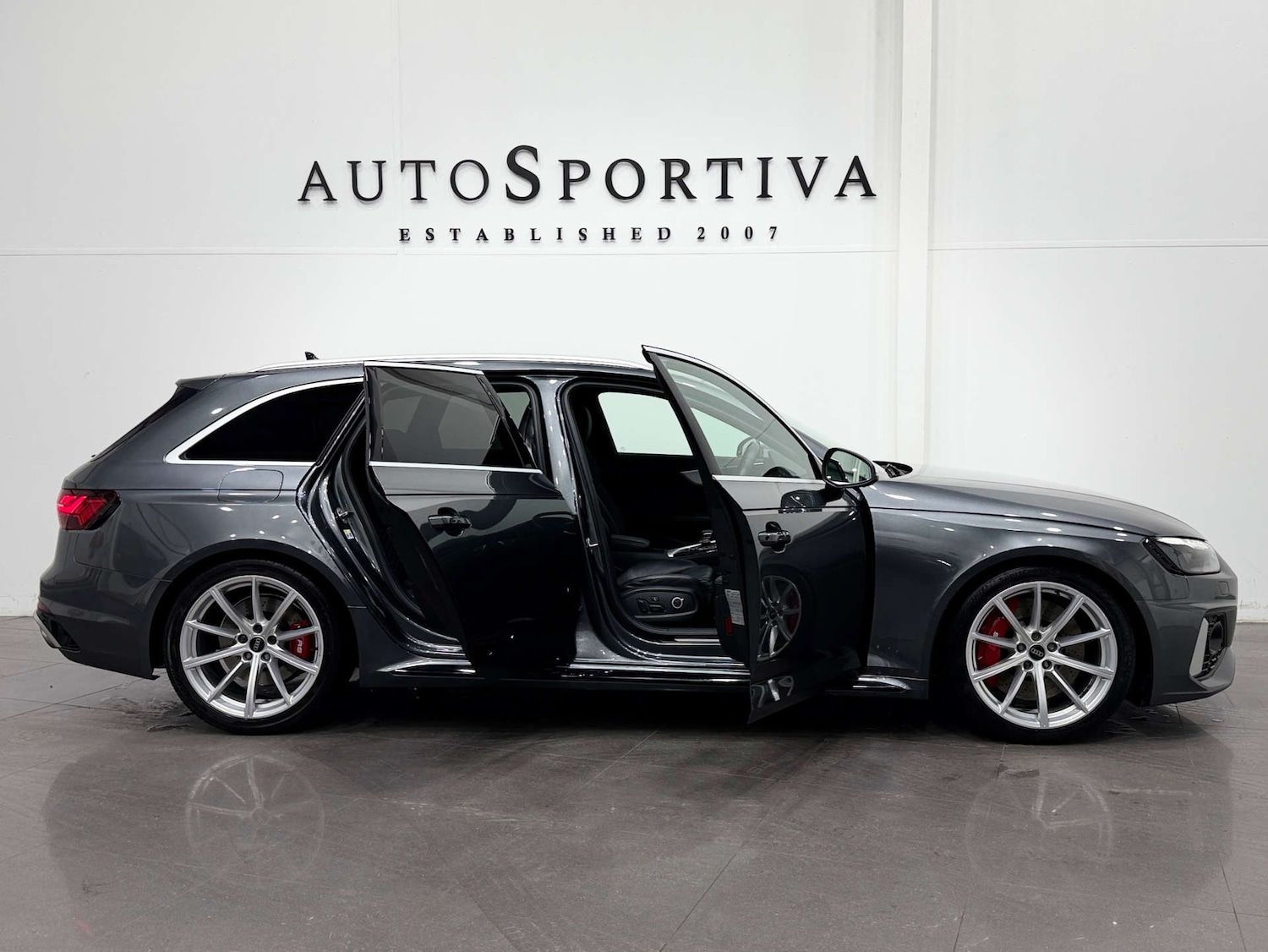 Used Audi RS4 2022 for sale - 77833878: Photo 15