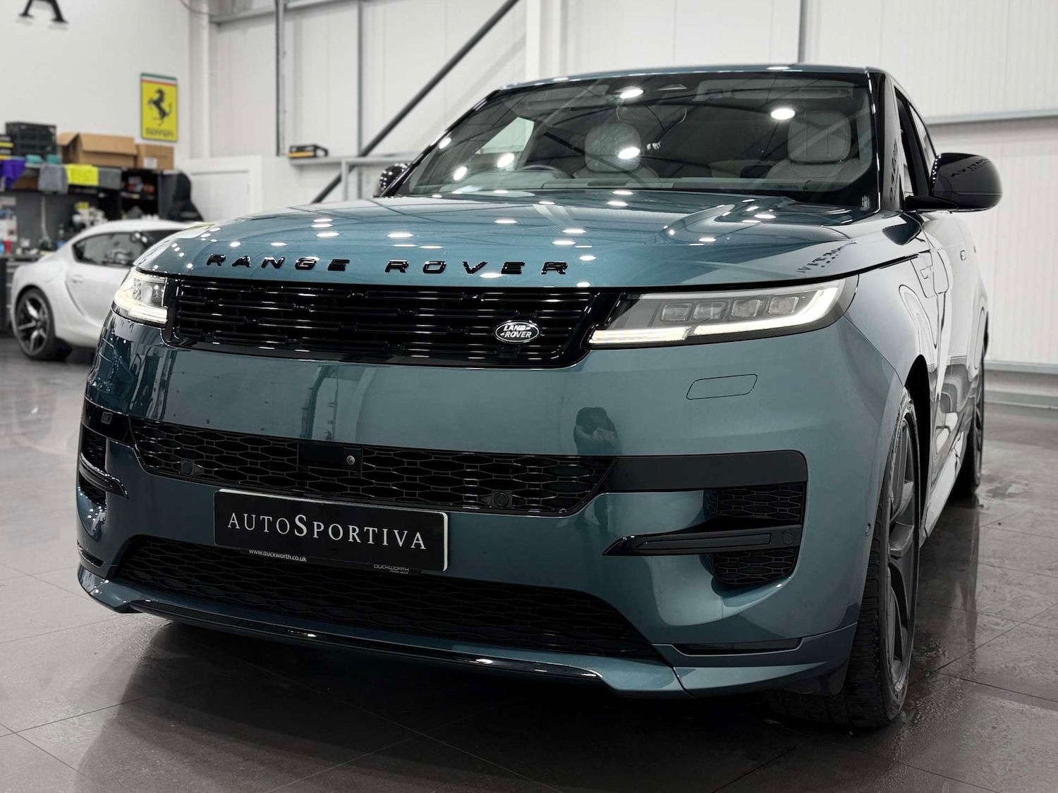 Used Land Rover Range Rover Sport 2024 for sale - 76830063: Photo 12