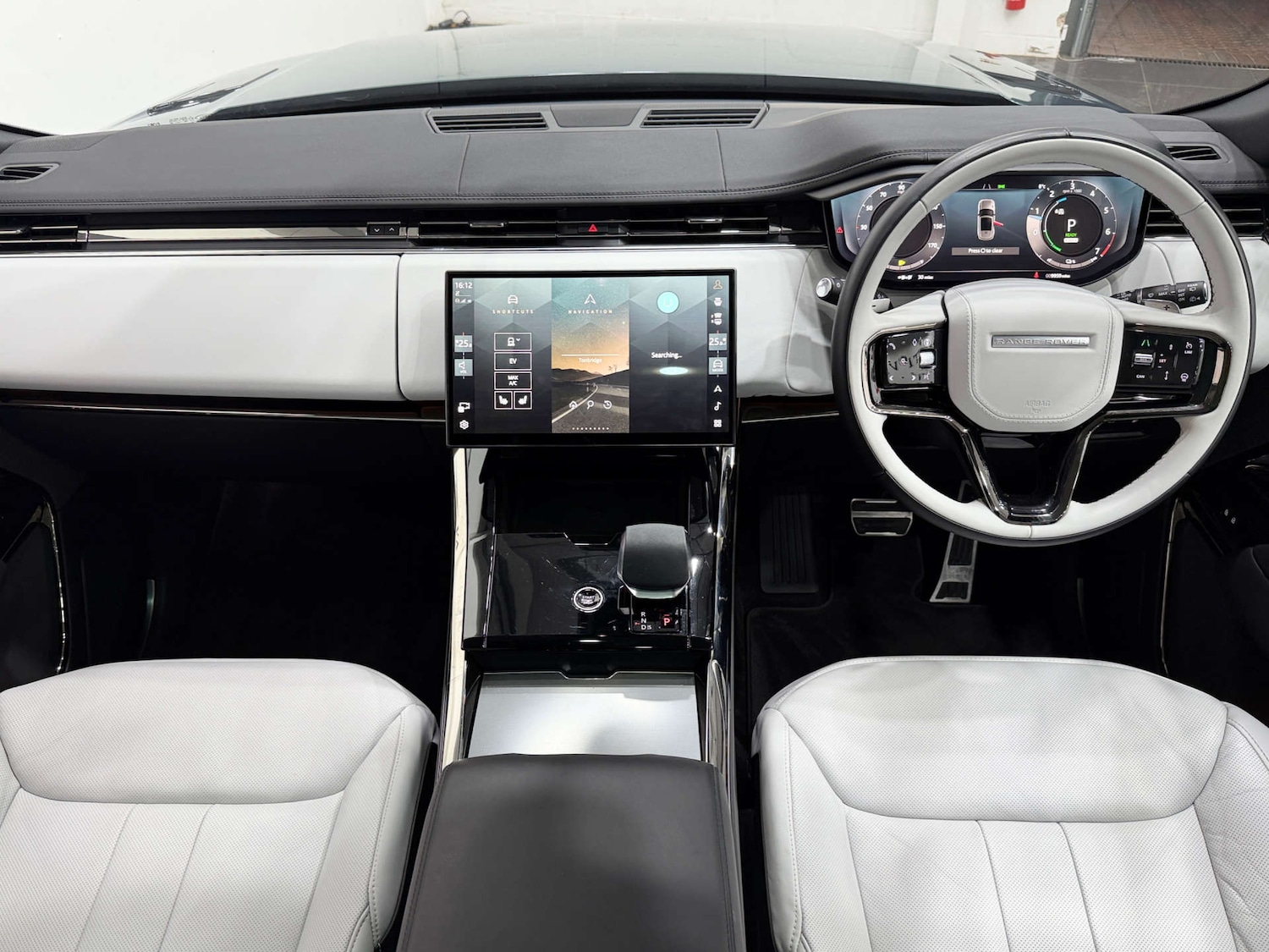 Used Land Rover Range Rover Sport 2024 for sale - 76830063: Photo 23