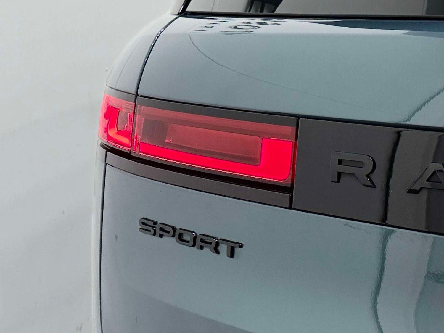 Used Land Rover Range Rover Sport 2024 for sale - 76830063: Photo 29