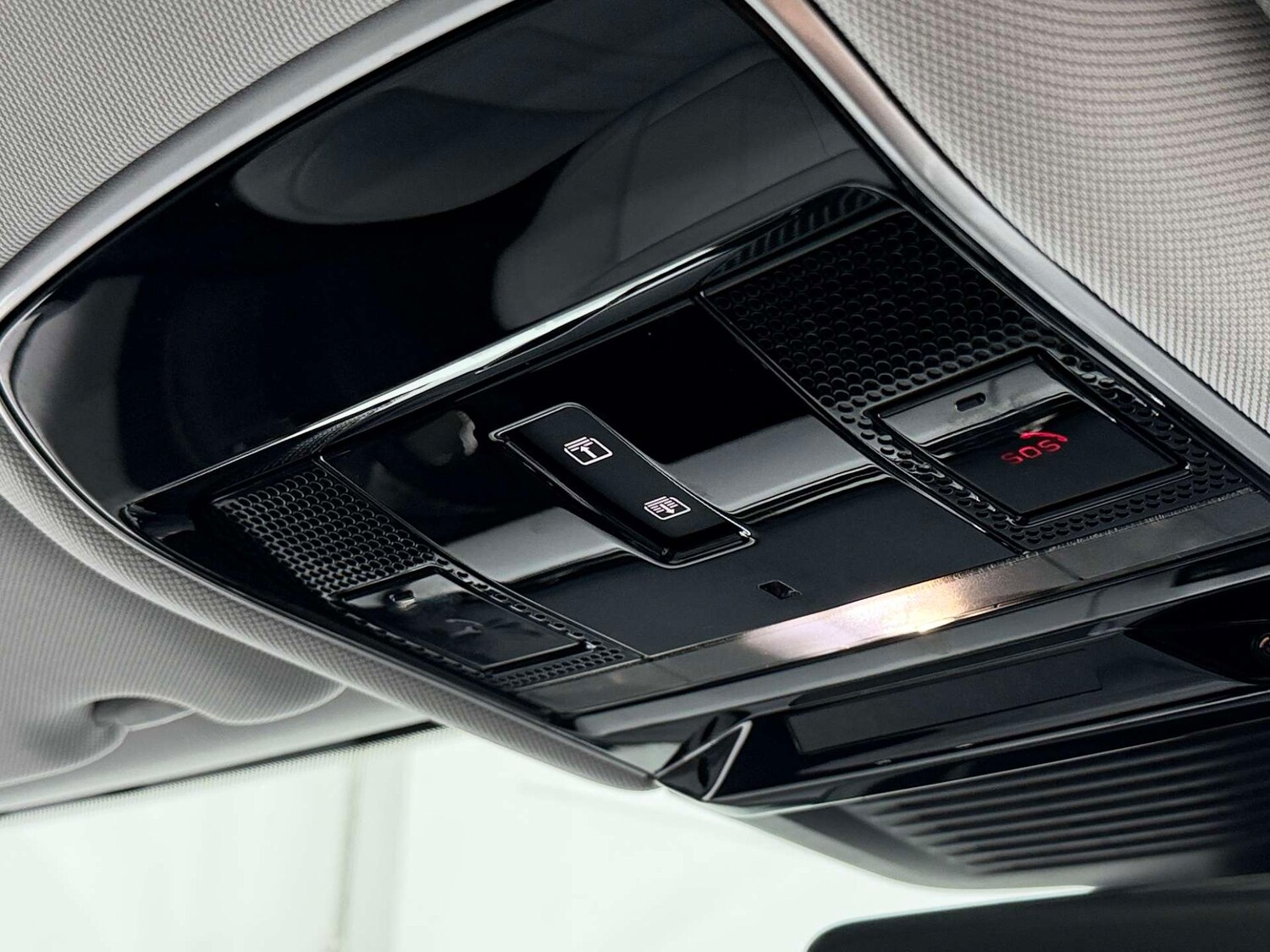 Used Land Rover Range Rover Sport 2024 for sale - 76830063: Photo 40